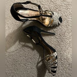NWOB Madden Girl by Steve Madden Rhinestone Black & Tan Pumps Size 9